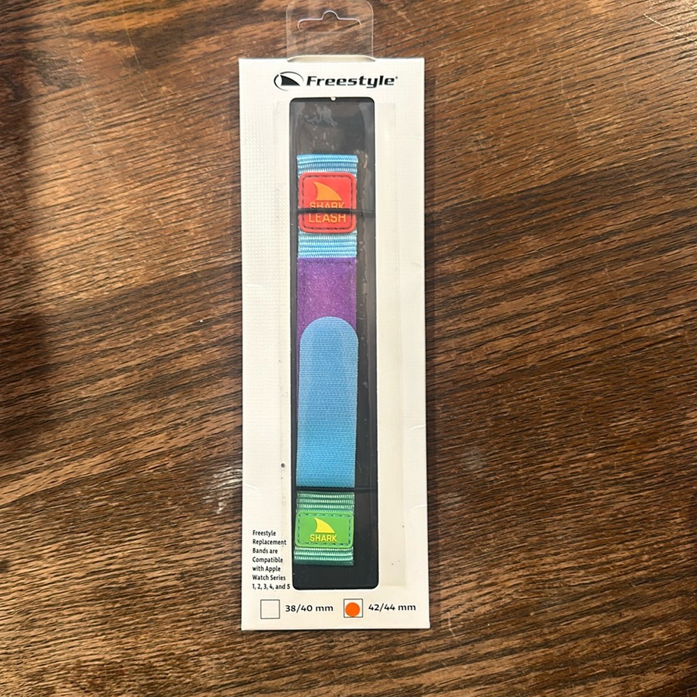 Apple Watch band- freestyle shark leash